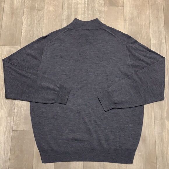 Mens NWOT Jos.A. Bank 100% Merino‎ Wool Mock Neck Lightweight Sweater - Picture 2 of 6